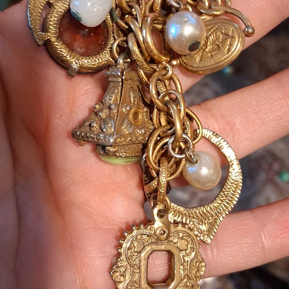 Bracelet - Picture 1 of 1